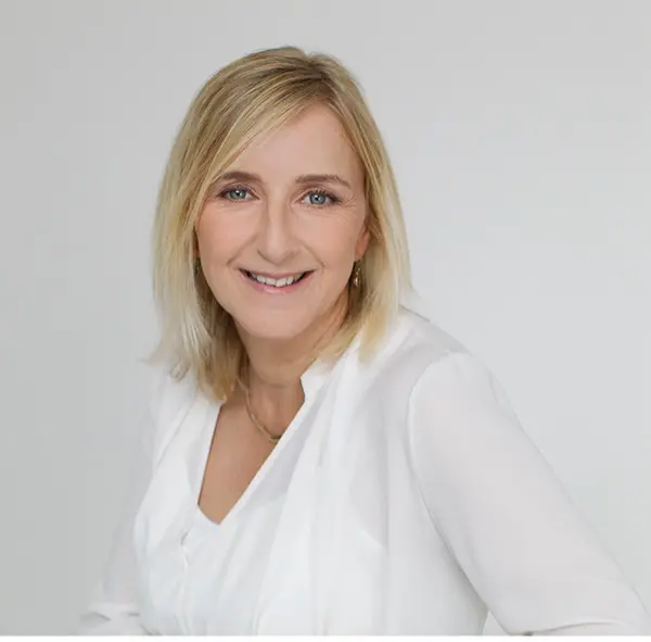 Fiona_cropped Fiona Pearman headshot